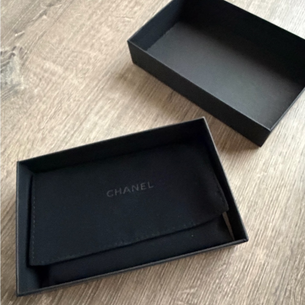 CHANEL black small leather goods case - Picture 2 of 4